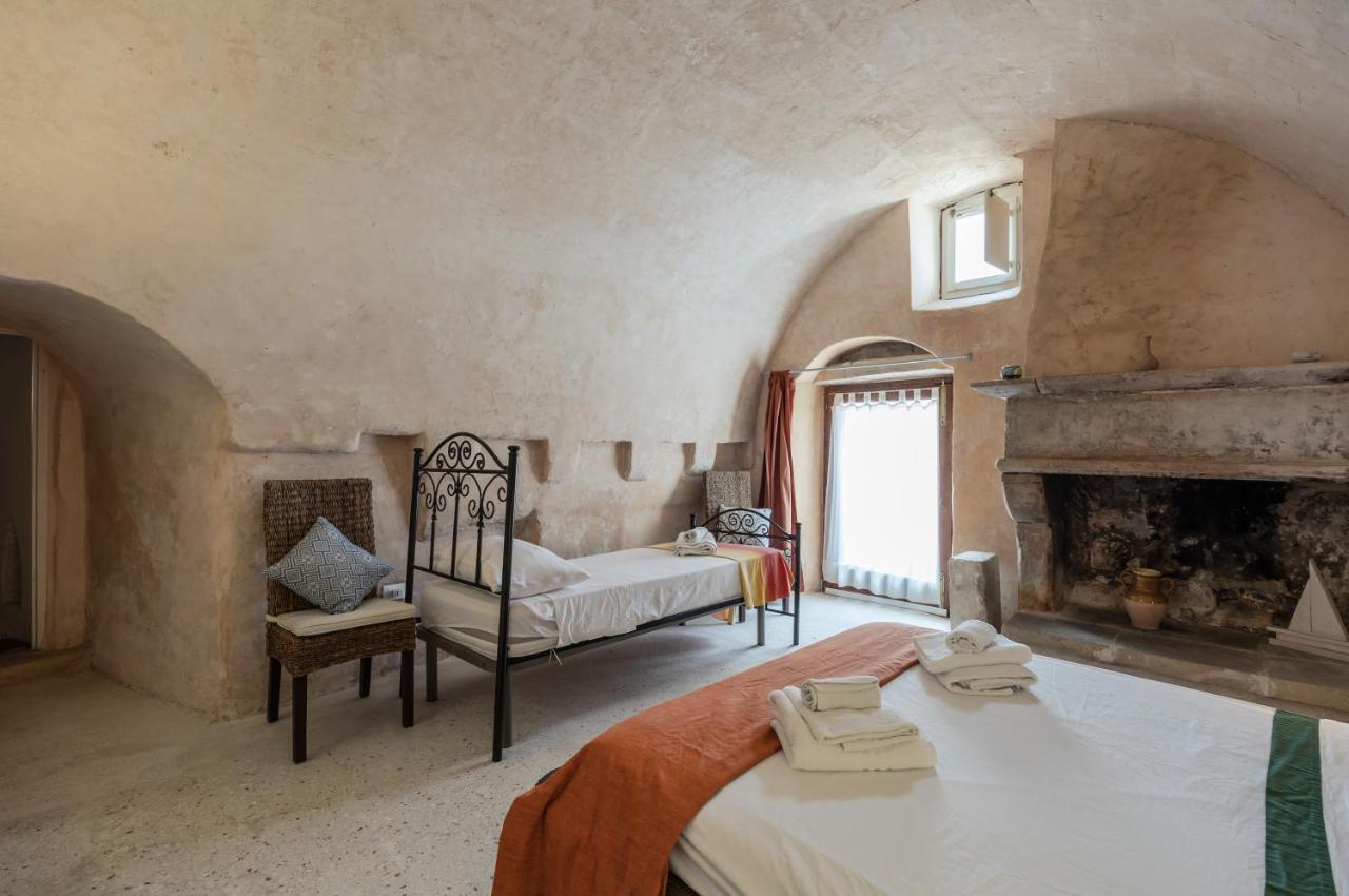 Casa Dei 5 Camini With Terrace Apartment Ortelle Exterior photo