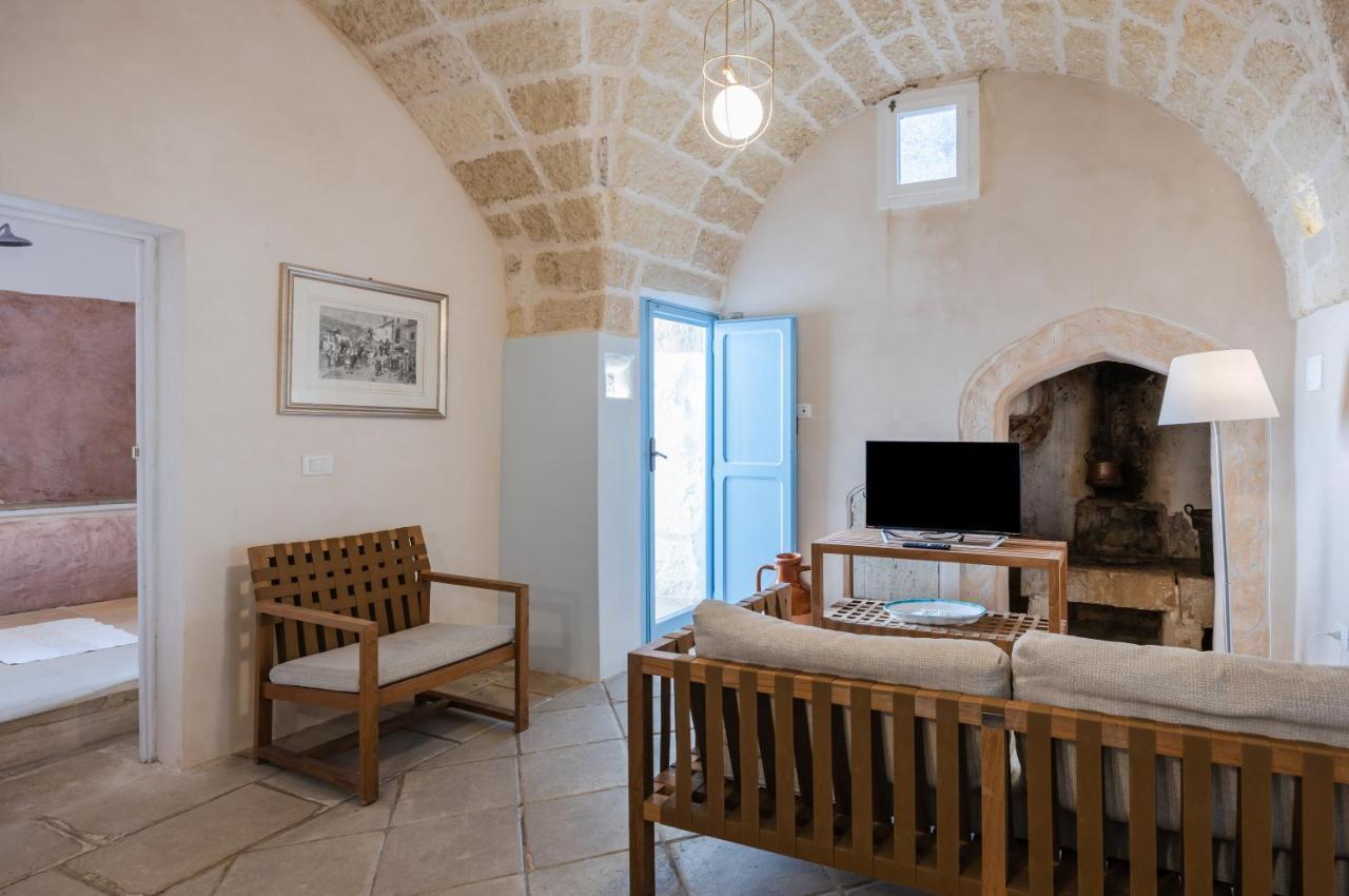 Casa Dei 5 Camini With Terrace Apartment Ortelle Exterior photo